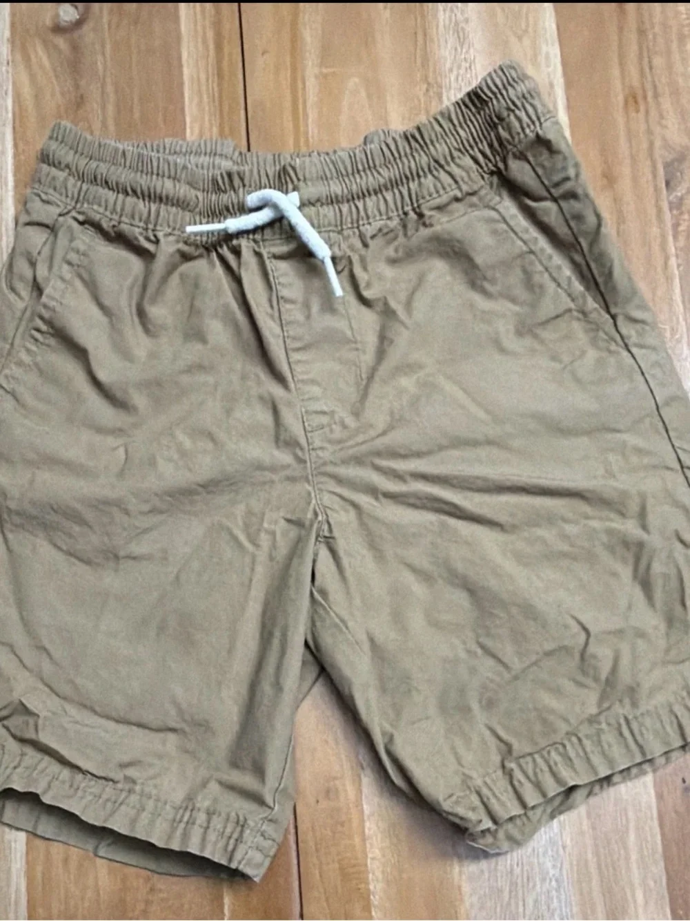 Old Navy Men’s Khaki Drawstring Athletic Shorts